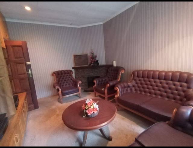 3 BEDROOM HOUSE FOR SALE IN THREE RIVERS PROPER